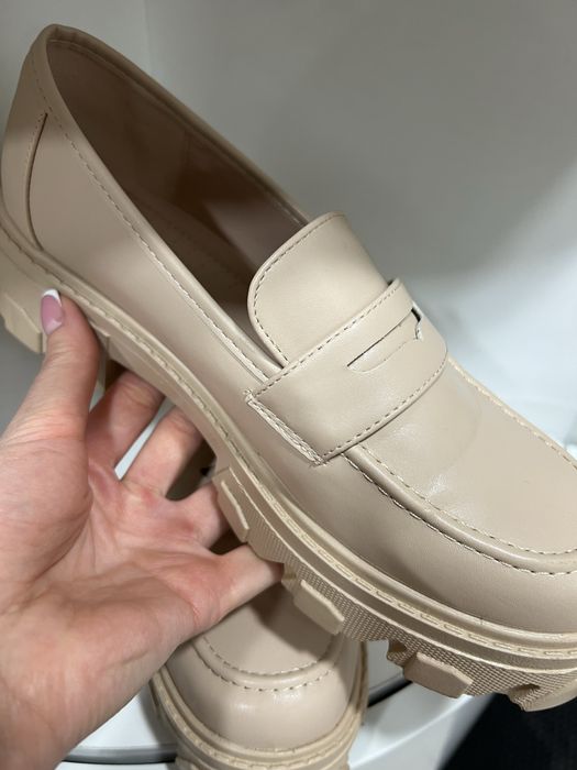 Лофери жіночі 40 розмір