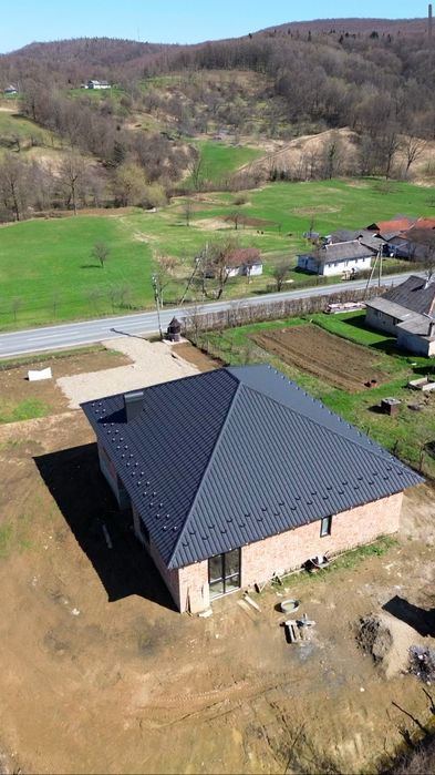 Продаж будинку в Карпатах с. Пістинь 124 м2 Комунікації підведено!