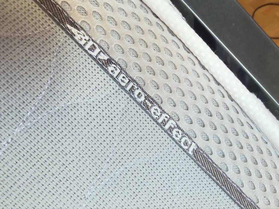 Продам матрас 160х200 б/у в отличном состоянии Венетто