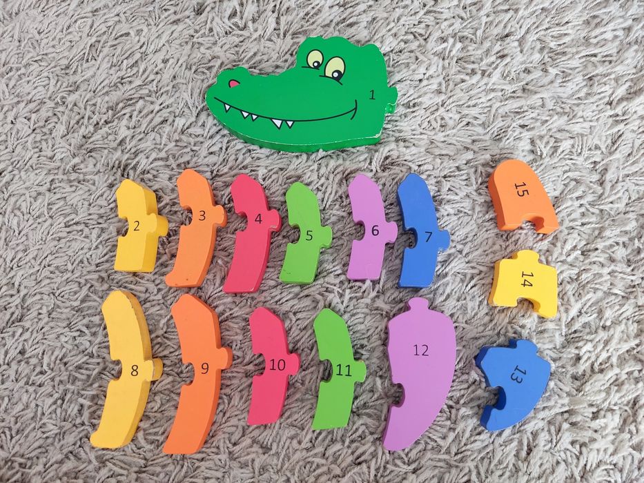Puzzle Crocodilo em Madeira - Brinquedo Montessori (15 peças)