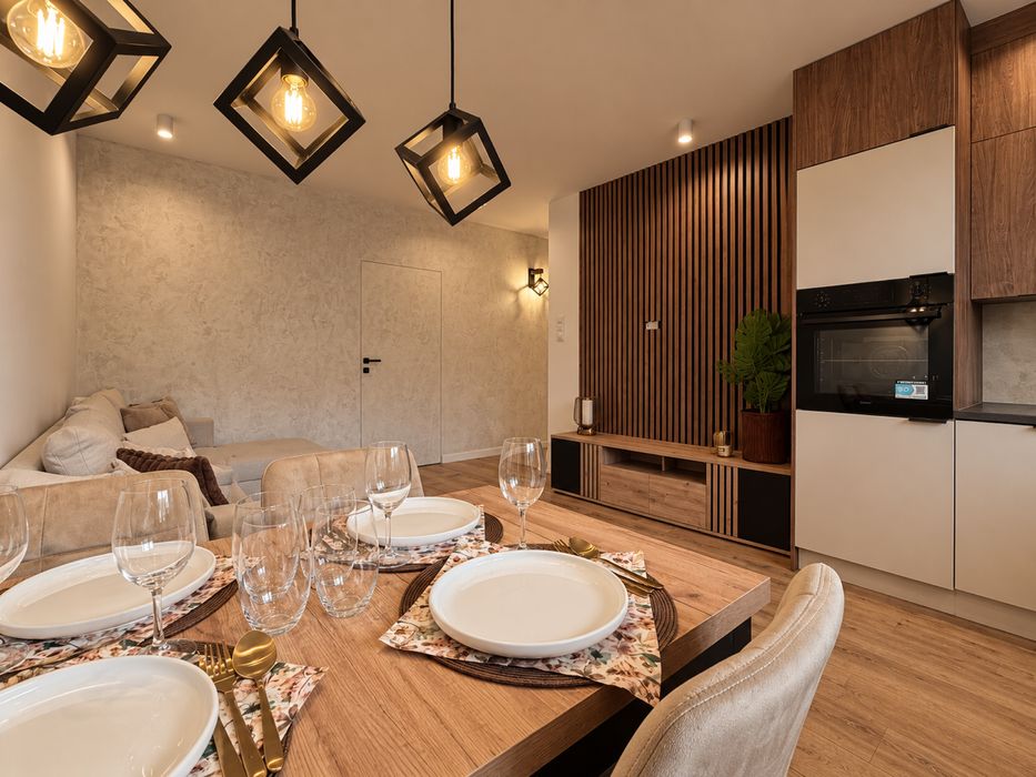 3 pokoje | 1 piętro | Balkon | Garderoba | Po generalnym remoncie | 58 m² | 580 000 zł