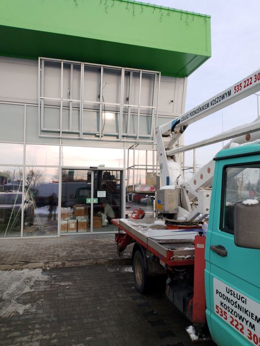 Podnośnik koszowy 16 m 130zl/h