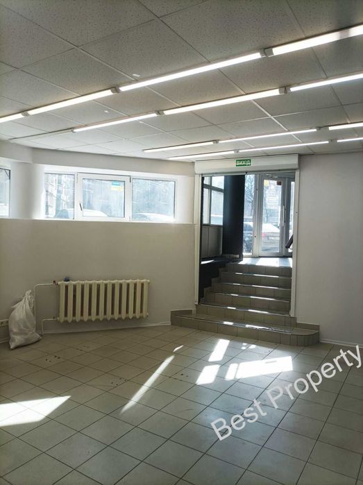 Магазин 122 м2 • Фасад 1й поверх • нежитлове • Академмістечко