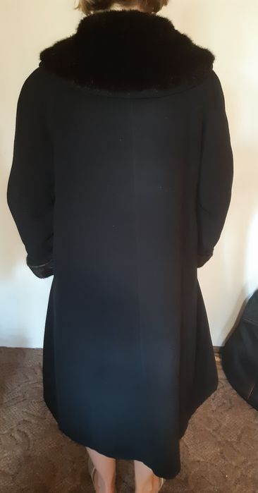 Płaszcz  rozm.42 kaszmir