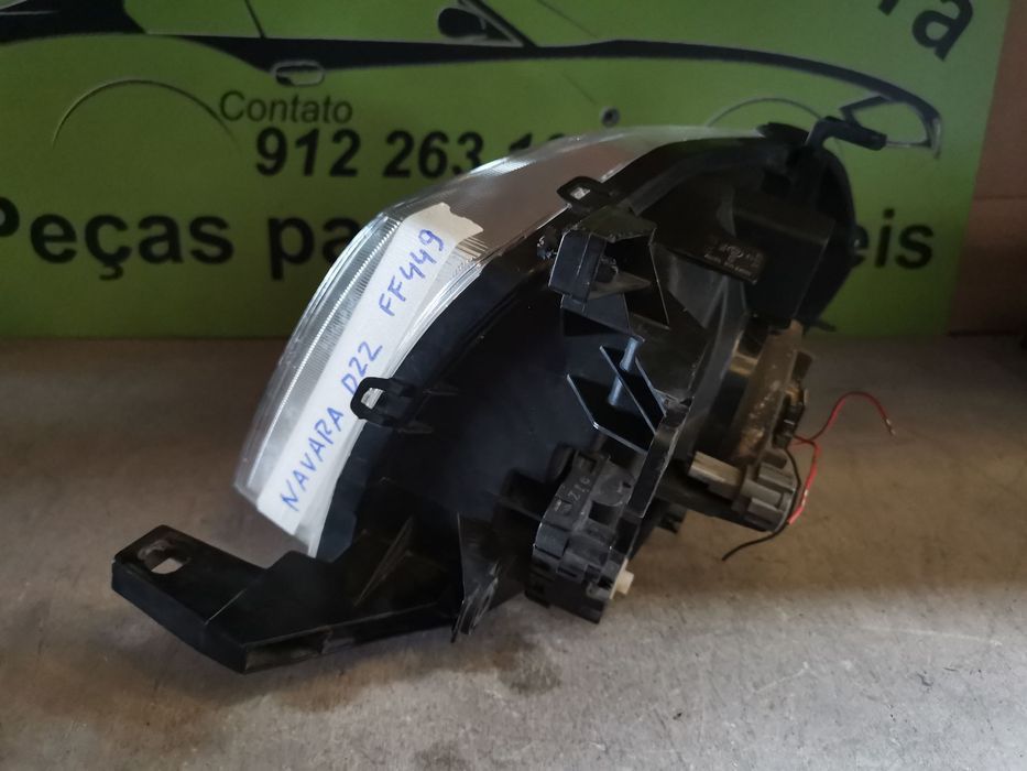 NISSAN NAVARA D22 FAROL DIREITO - FF449