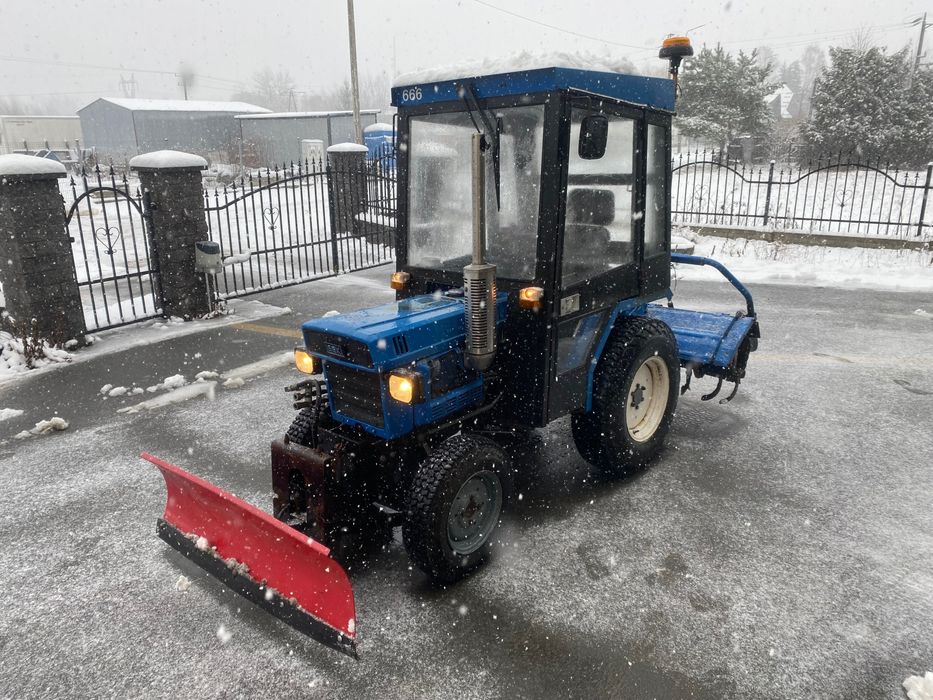 Iseki tx2160 15 KM 4x4 Glebogryzarka Zarejestrowany pług kabina