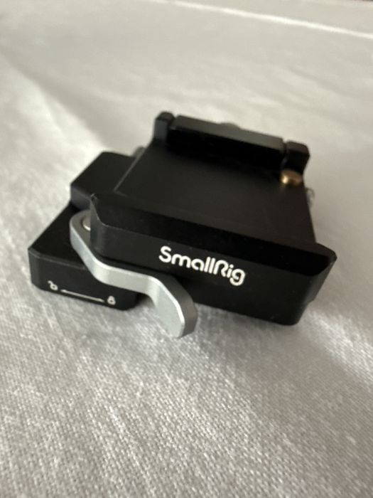 DJI RS3 Mini Gimbal / Estabilizador - Placa de Libertação Arca-Swiss