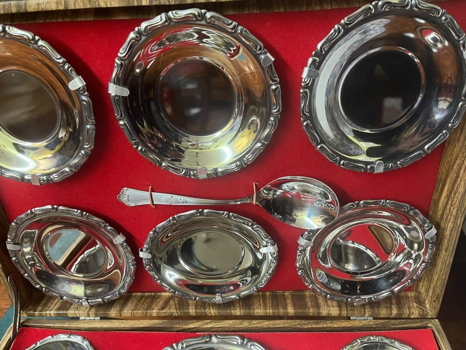 Ceramic Set Suitcase425701398661058561