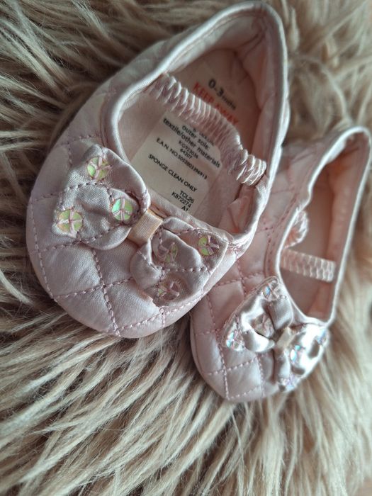 Buciki niemowlęce niechodki