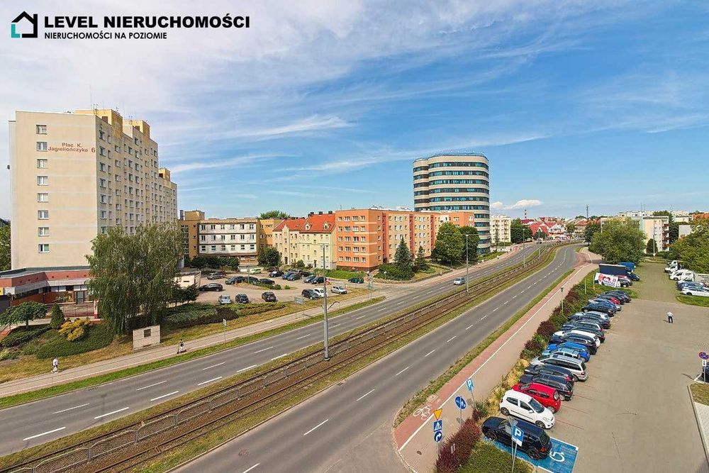 Dwupokojowe mieszkaniee z balkonem. Centrum