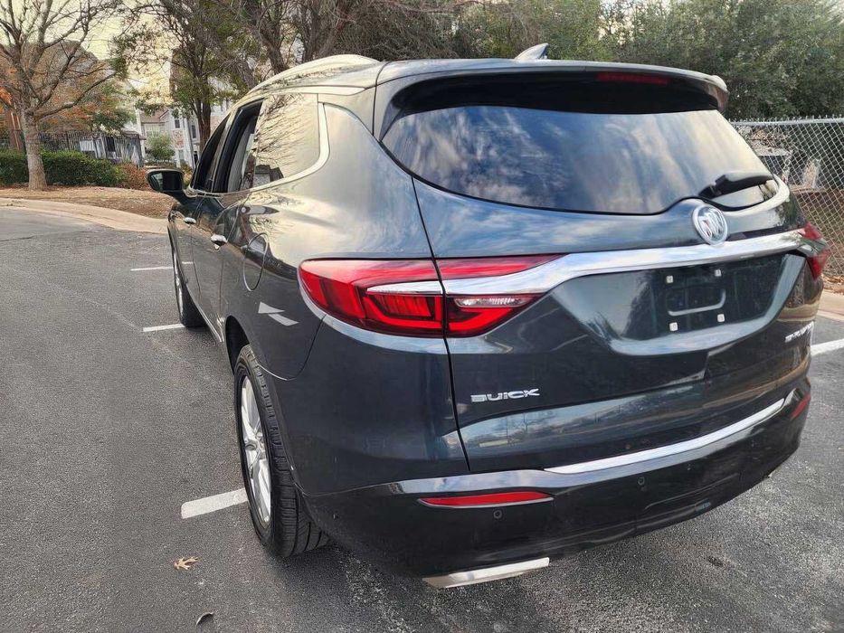 Buick Enclave      2018
