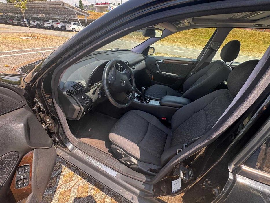 MERCEDES-BENZ Classe C180 Gasolina / GPL