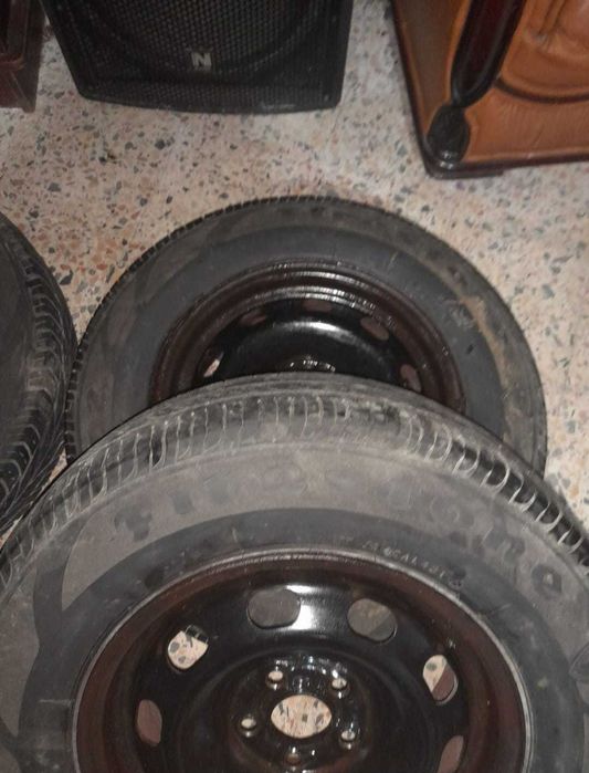 Conjunto de Jantes com pneus