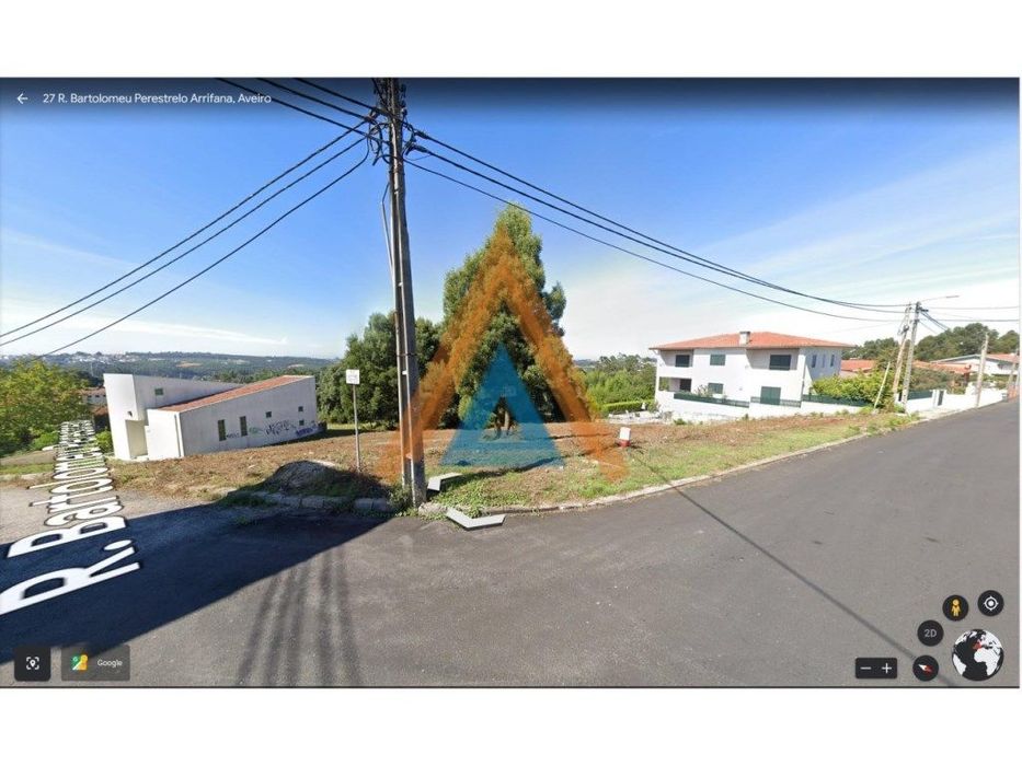 Excellent plot of land for constructing a house