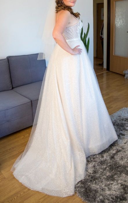 Suknia ślubna rozm. 40