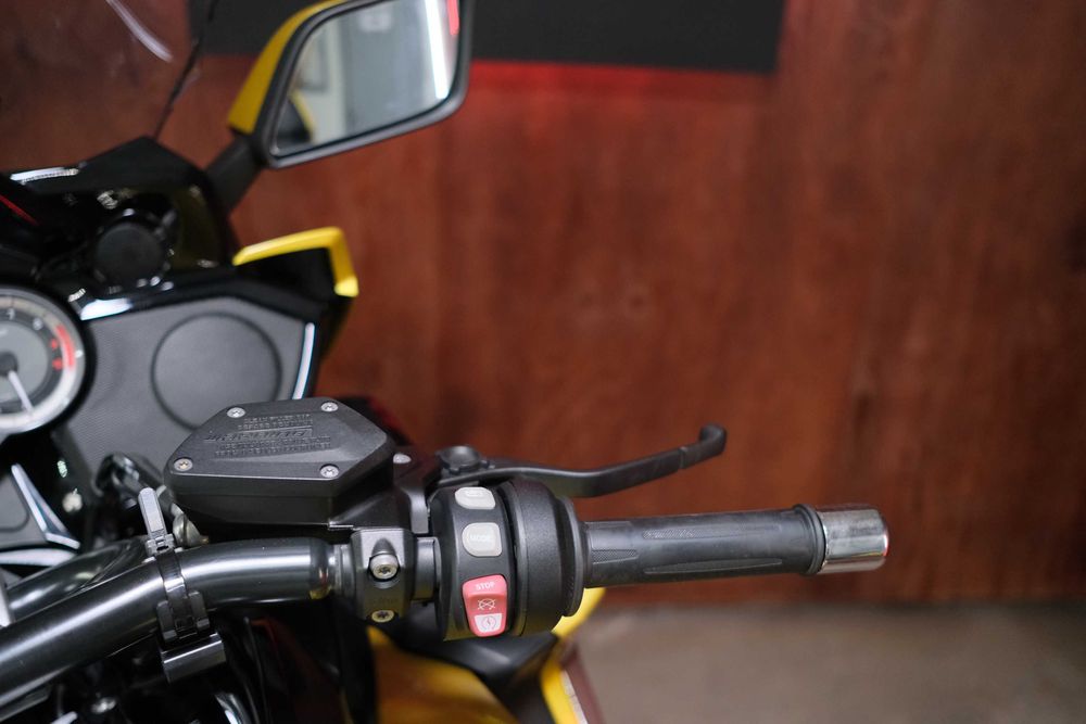 BMW K1600B із Японії
