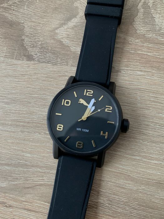 Наручний годиннки Puma 100m