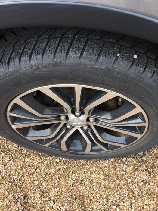 Mitsubishi Outlander PHEV Plus 4WD Plug-In Hybrid,