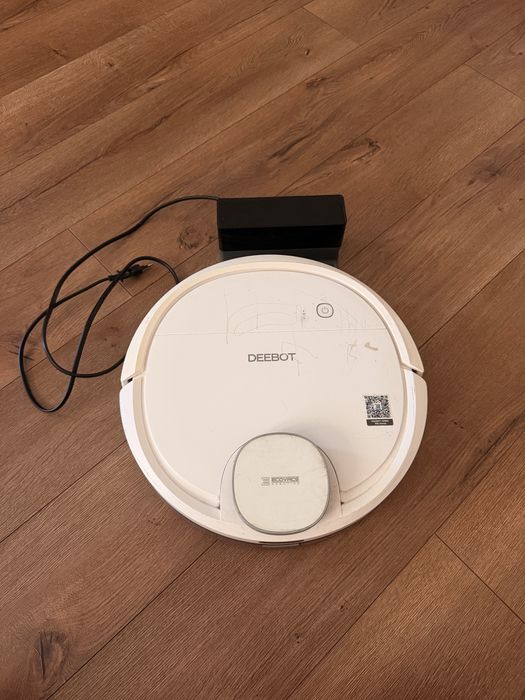 Робот пилесос Deebot Ecovacs