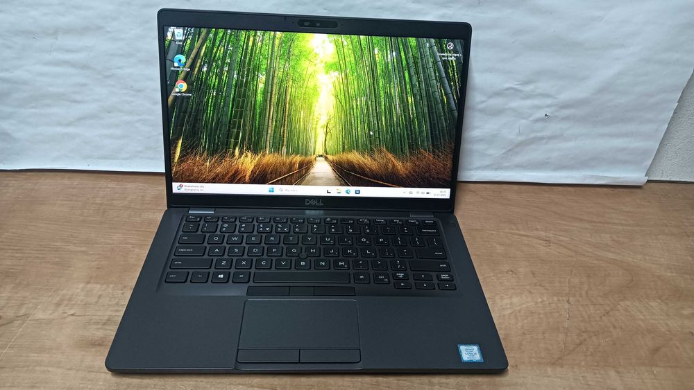 Laptop Dell Latitude 5400 i5 16GB 256GB SSD 14.1" FHD IPS  Windows 11
