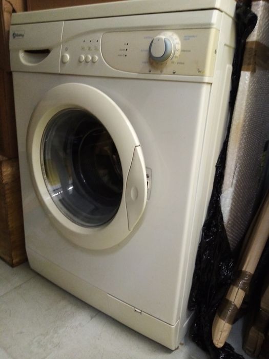 Maquina de lavar roupa