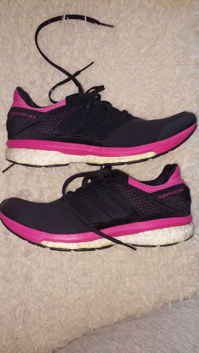 Sprzedam damskie buty do biegania Adidas, r. 41 1/3