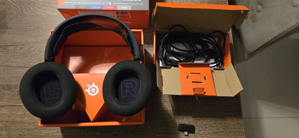 Słuchawki bezprzewodowe Steelseries Arctis Nova 5 Wireless