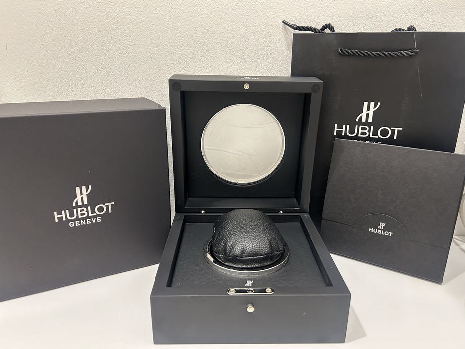 Коробки  Hublot , IWC