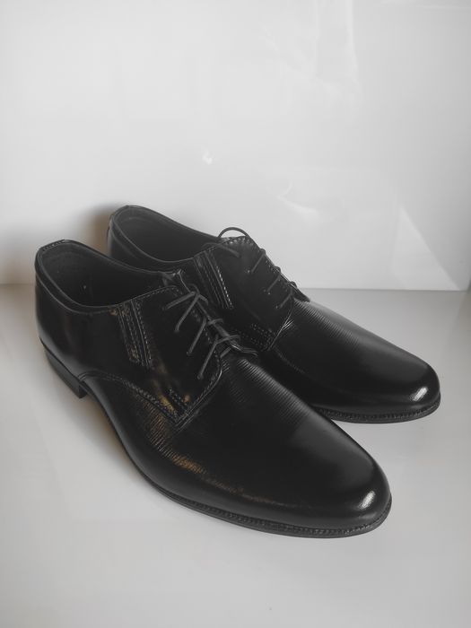 Sprzedam buty męskie r39