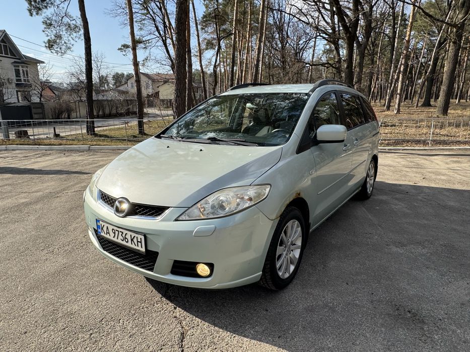 Мазда 5 , гарний сімейний мінівен , 2.0бензин 7місць