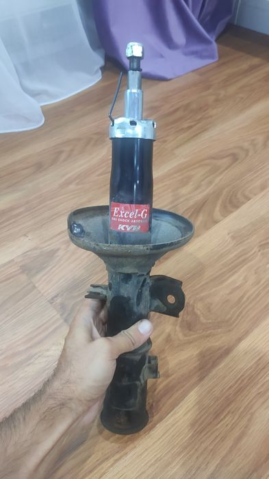 Продам стойки KYB/ стояли на Getz
