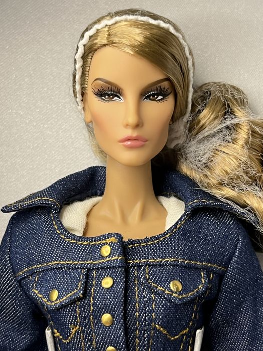 ОБМІН Integrity Toys Еліз на Імоджен