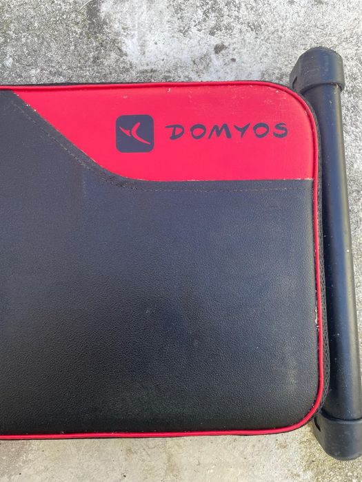 Banco de Musculação Domyos Bench 100 – Decathlon (c/ apoio de pernas)