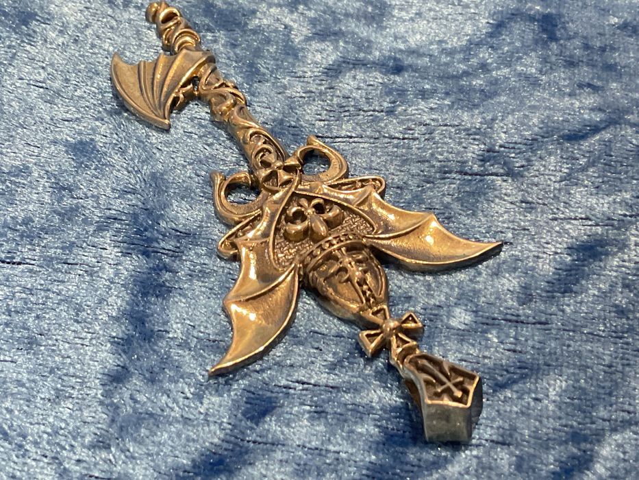 Pendente em prata bat king 19 cm.    Anúncios abaixo