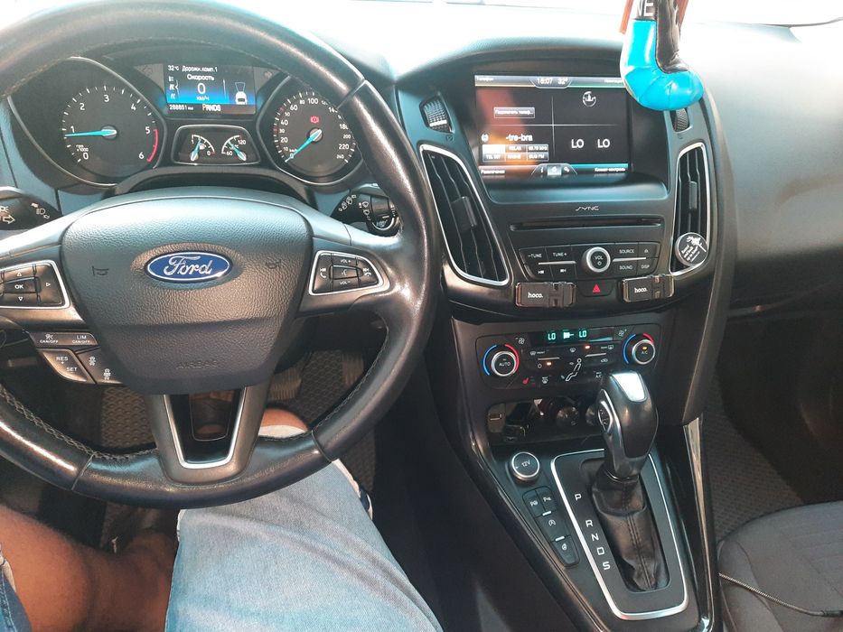 Форд фокус 2016рік універсал 2.0 дизель