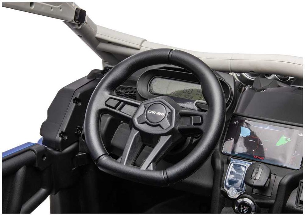 Auto Na Akumulator Maverick CAN-AM LAKIEROWANY 2 Osobowy Pojazd LED
