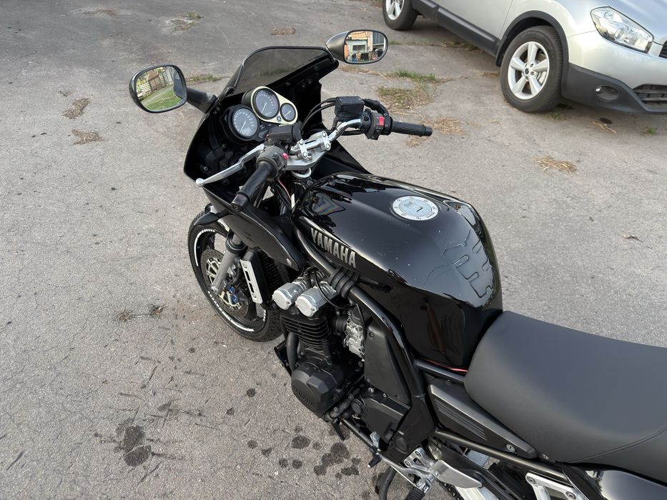 Продам Yamaha FZS600 fazer