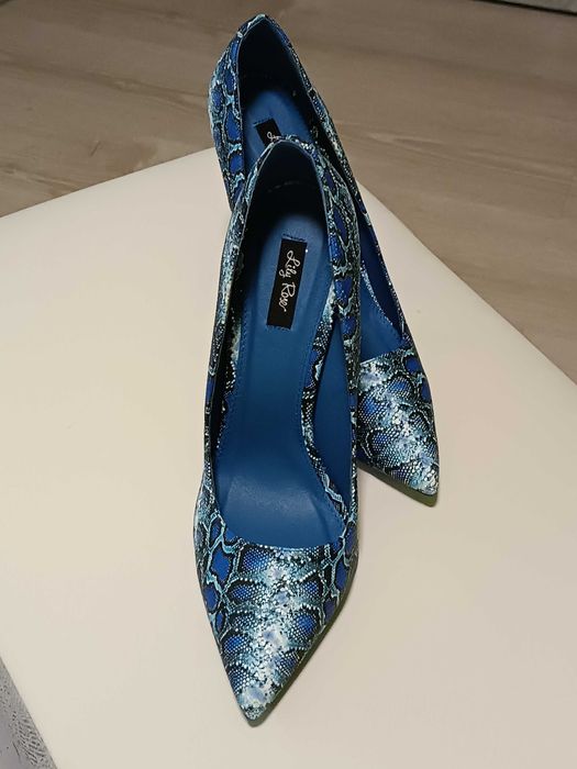 Buty damskie szpilki