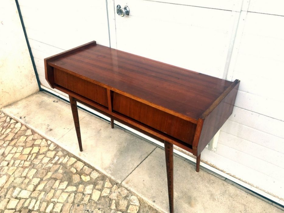 Consola olaio vintage 109comp X 43prof X 76alt.