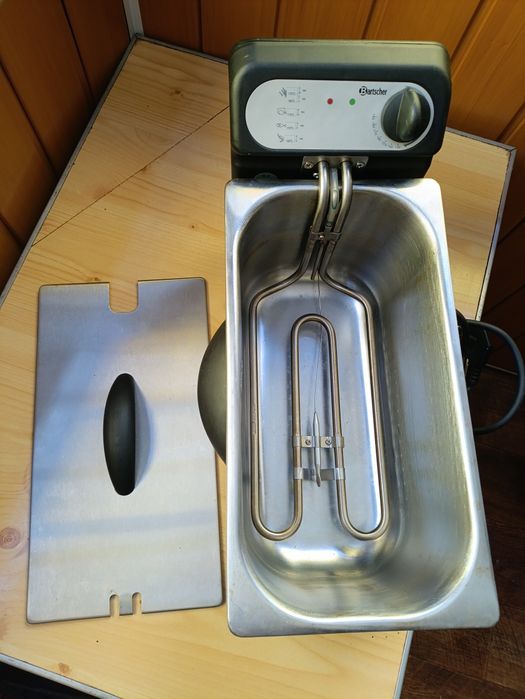 Фритюрница электрическая б/у 1042гр