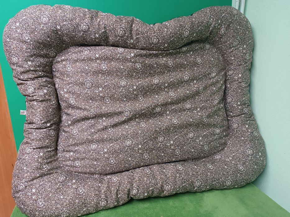 Legowisko dla psa typu ponton.