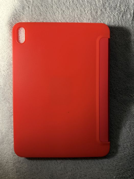 Czerwone etui do tableta ipad 11 gen 2025