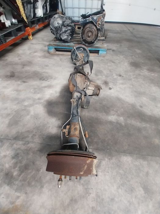 Eixo traseiro Hyundai H 1 2.5 td ano 1999