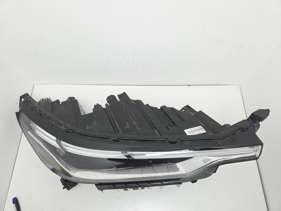 Фара права Infiniti QX60 2022-2025 USA