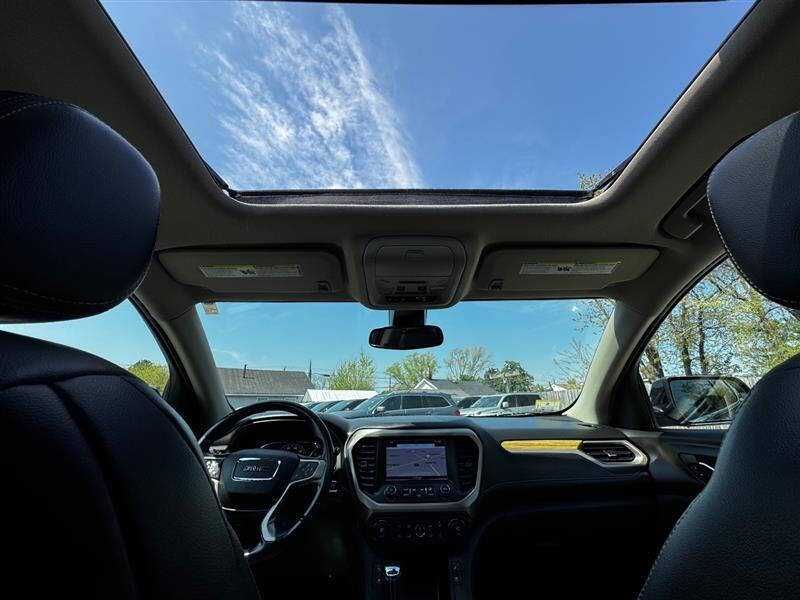 GMC Acadia Denali 2019