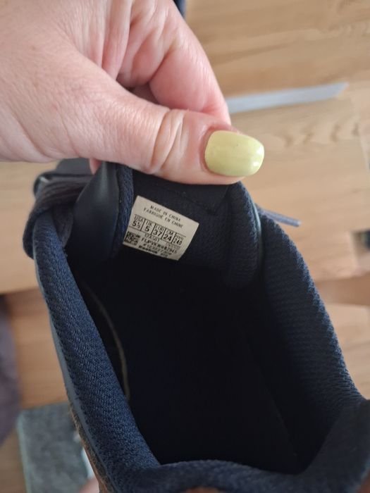 Buty sportowe chłopięce Reebok rozm. 37