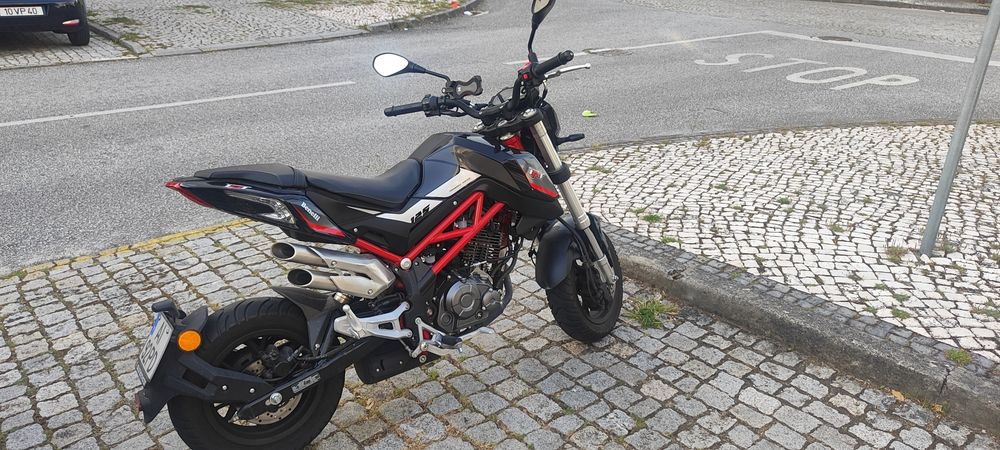 Benelli TNT 125 2021