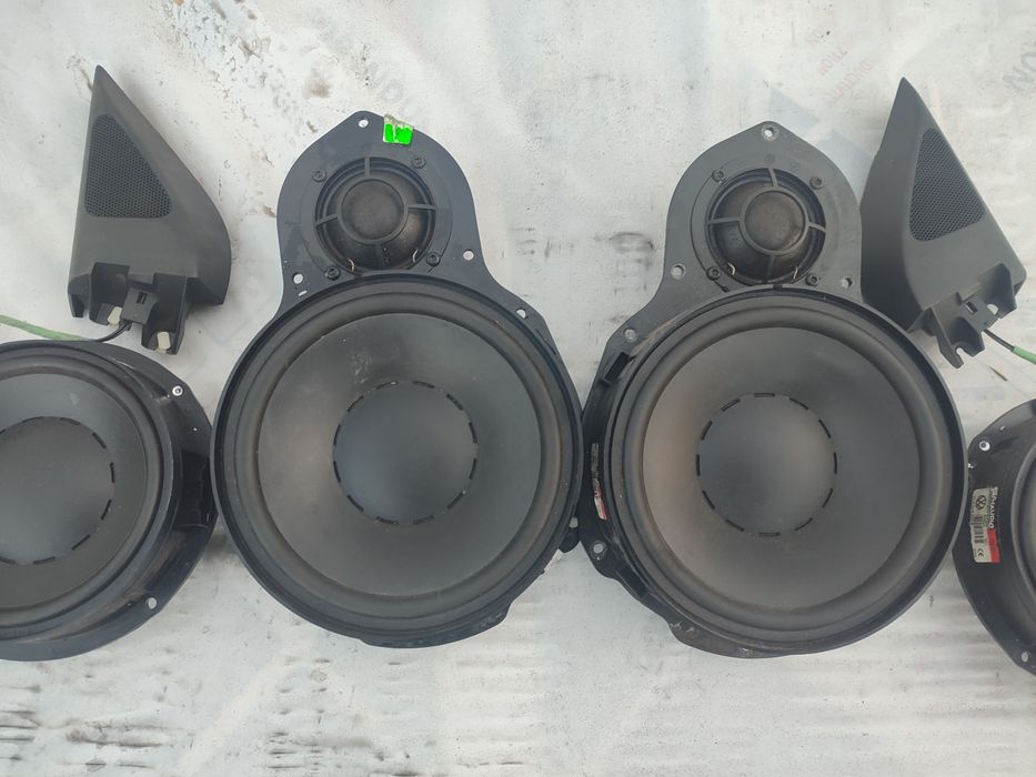Динаміки дінаудіо Пасат Б6 пасат б7 акустика dynaudio Passat B6 B7