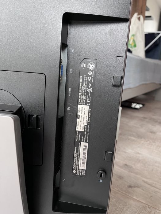Monitor HP EliteDisplay E232
