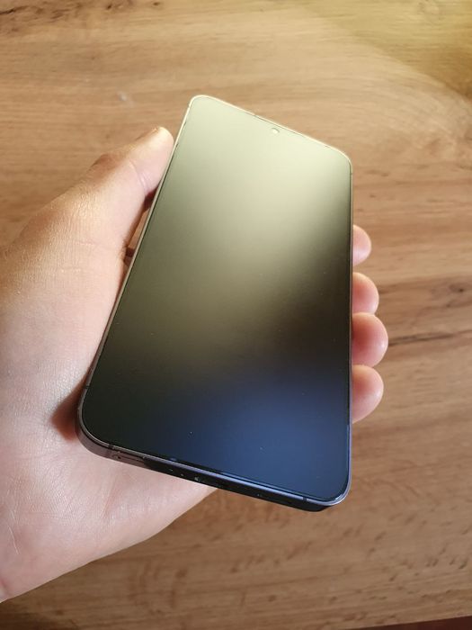 Samsung s24 8/256 Black